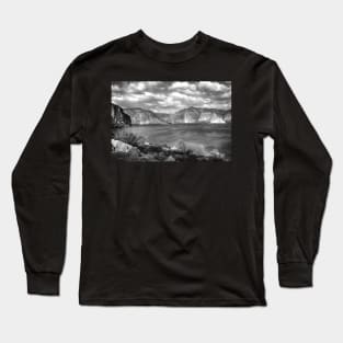 Canyon Lake In Black And White Long Sleeve T-Shirt